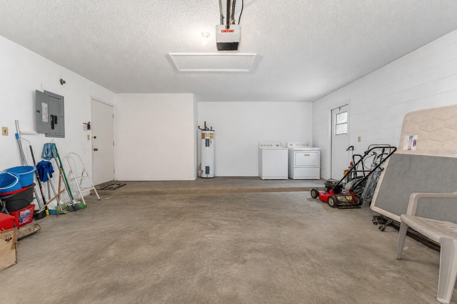 PEMBROOKE - Residential Lease