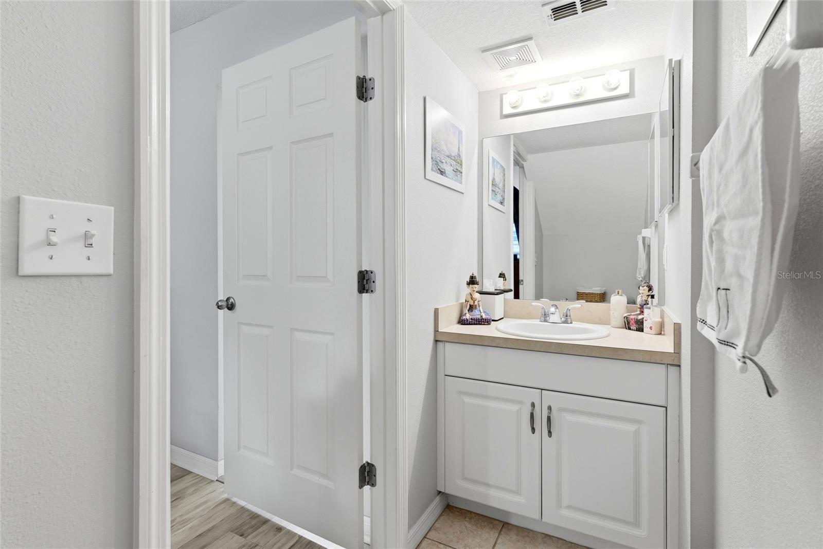 HAILEY FOREST CONDO - Residential