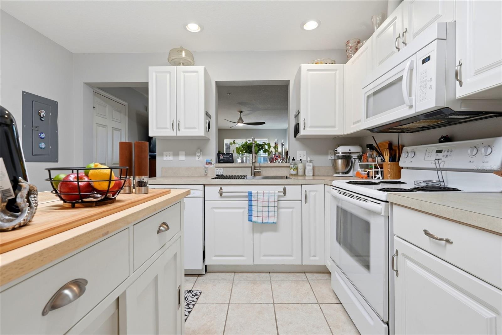HAILEY FOREST CONDO - Residential