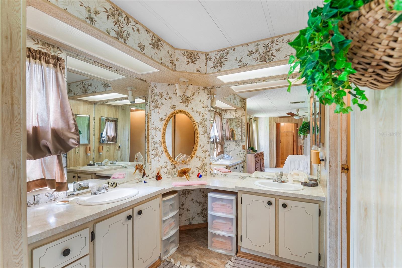 ORANGE MANOR WEST CO-OP INC - Residential