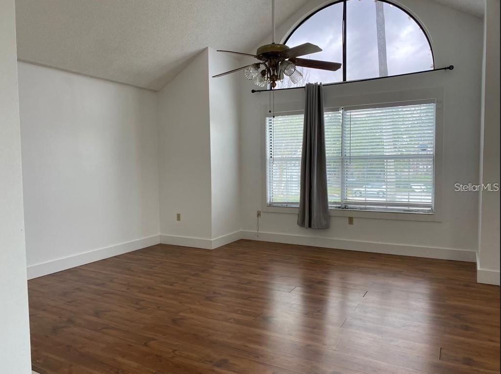 SHADOW BAY VILLAS - Residential Lease