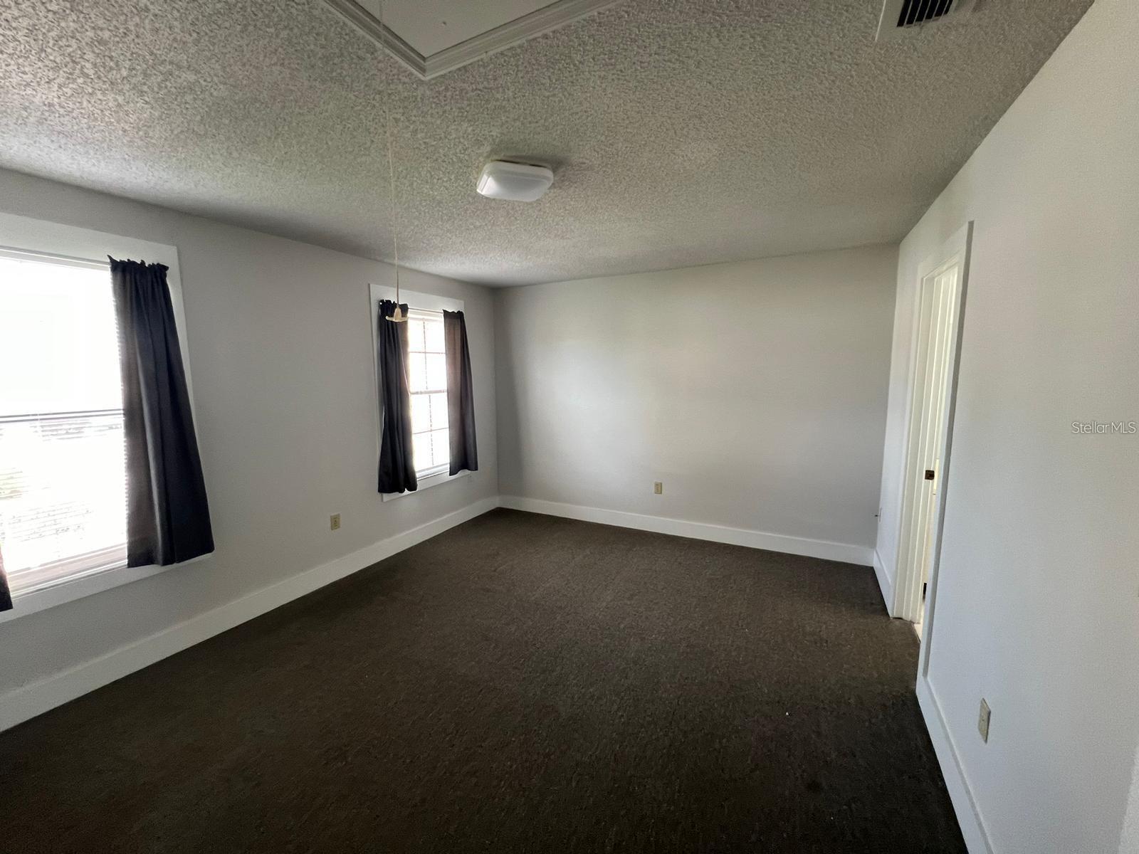 SHADOW BAY VILLAS - Residential Lease