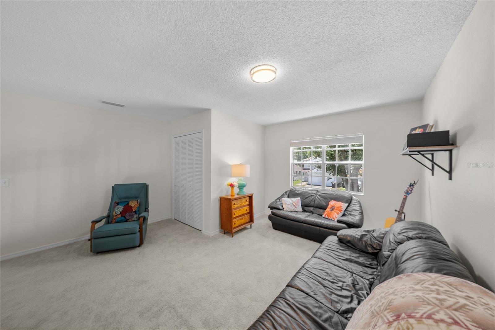 VICTORIA CHASE - Residential