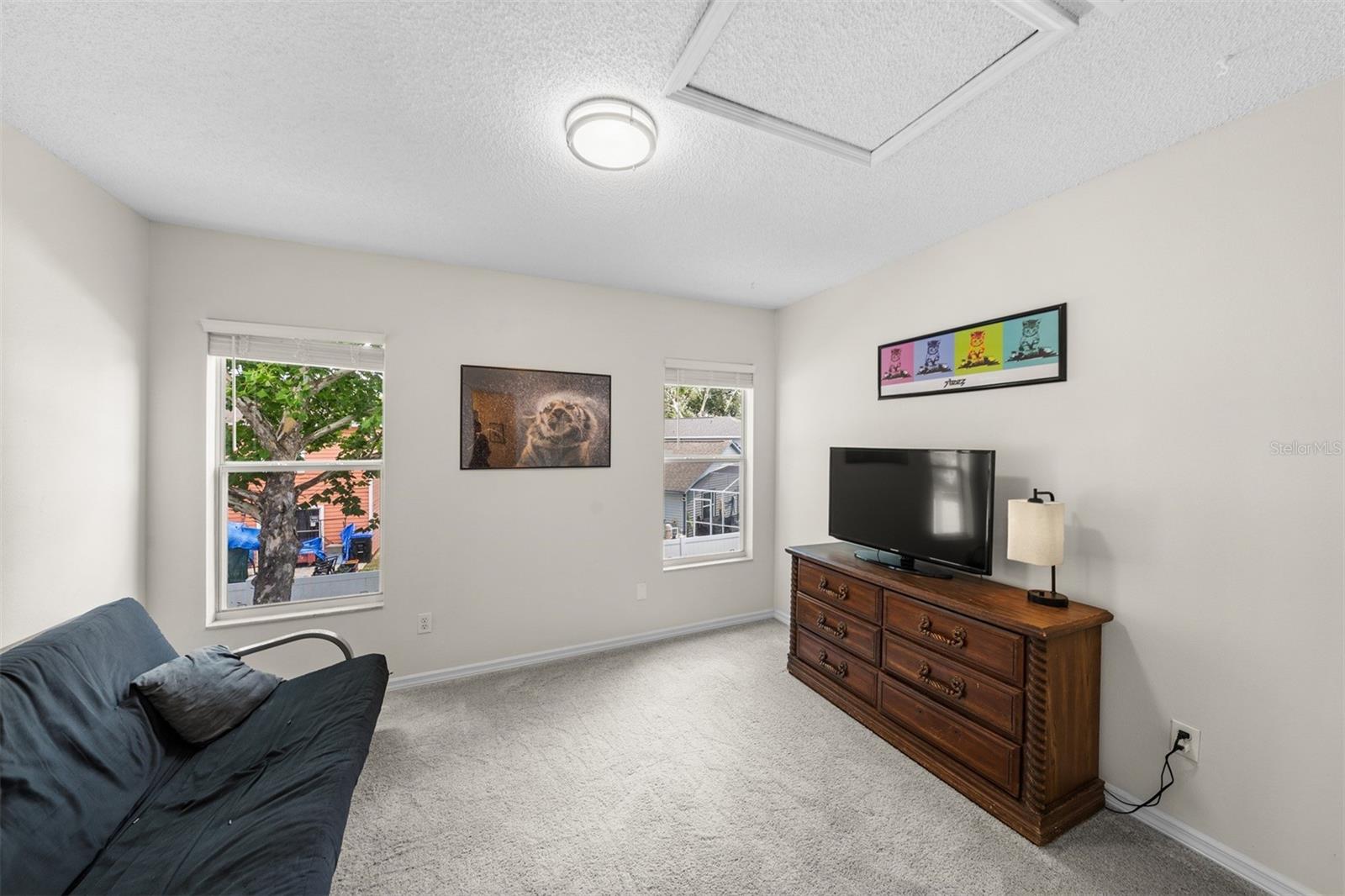 VICTORIA CHASE - Residential