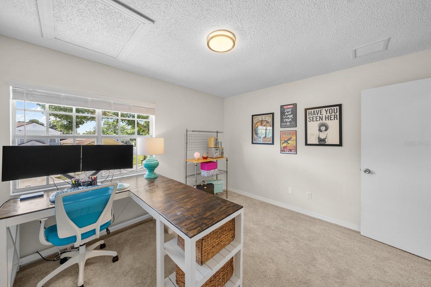 VICTORIA CHASE - Residential
