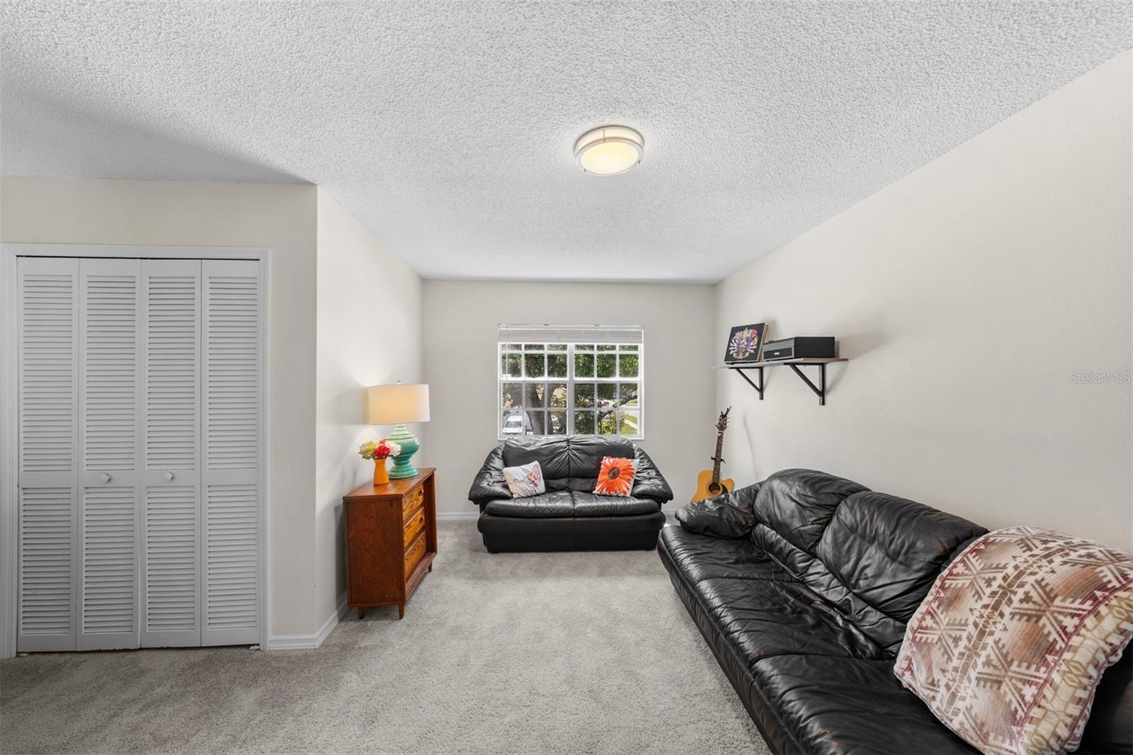 VICTORIA CHASE - Residential
