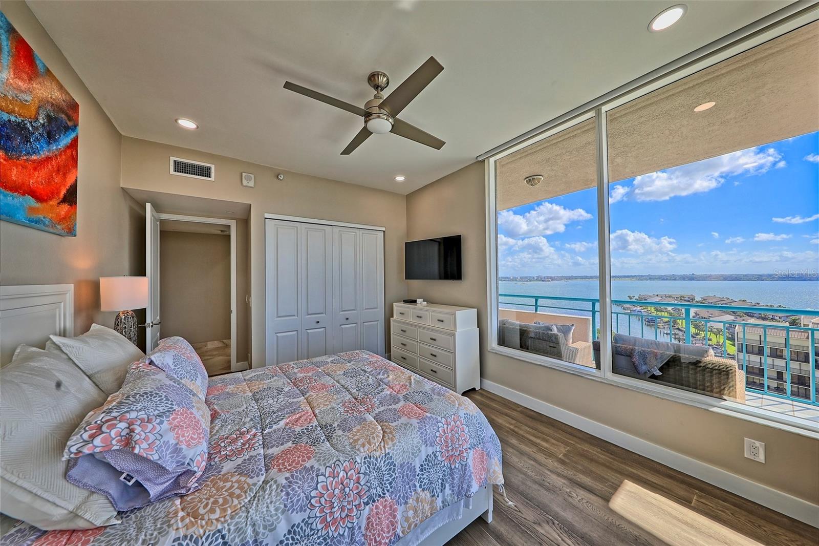 ULTIMAR THREE CONDO - Residential