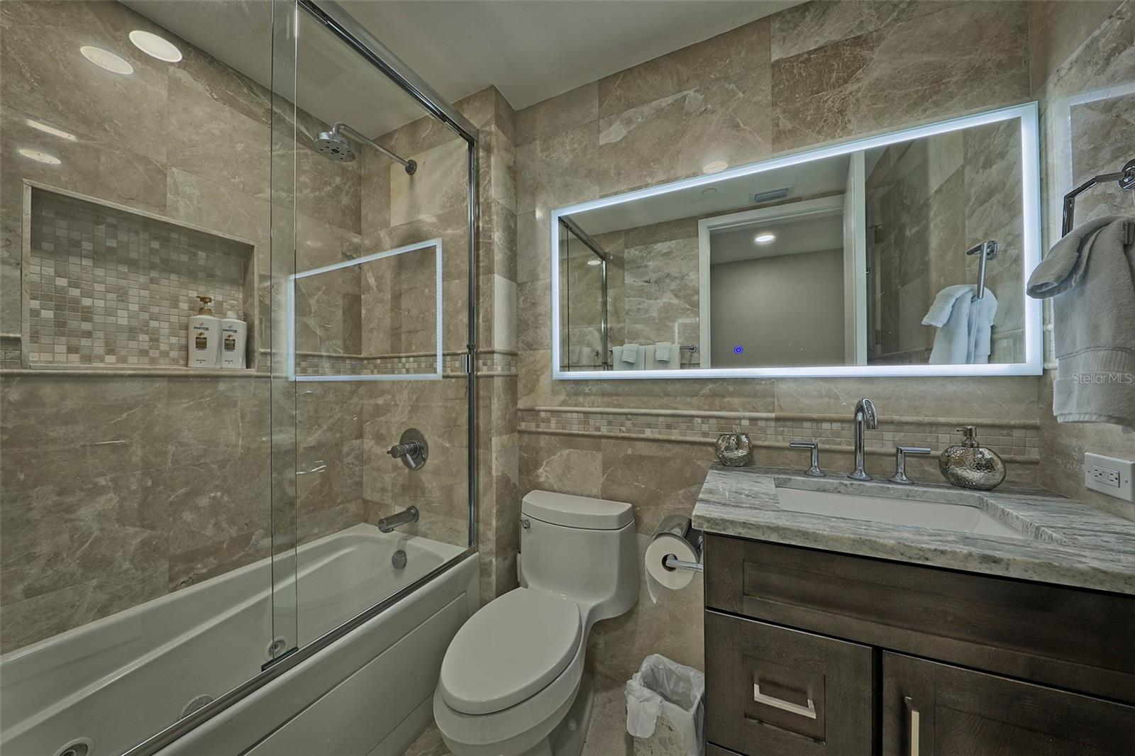 ULTIMAR THREE CONDO - Residential