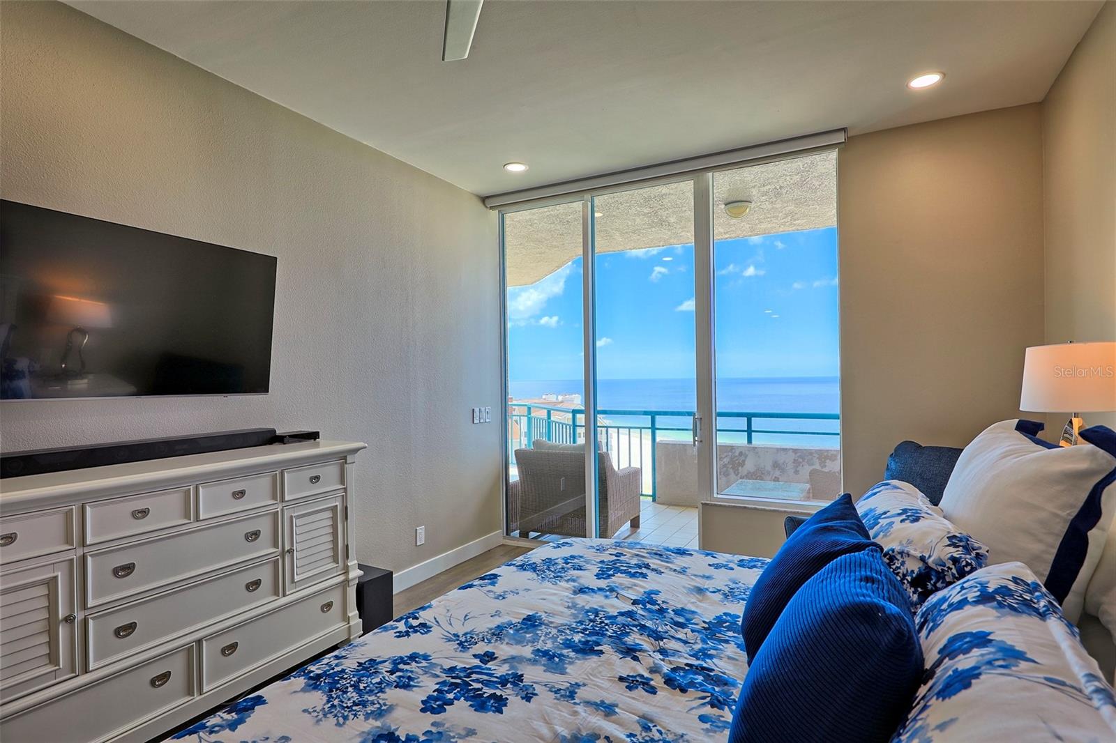 ULTIMAR THREE CONDO - Residential