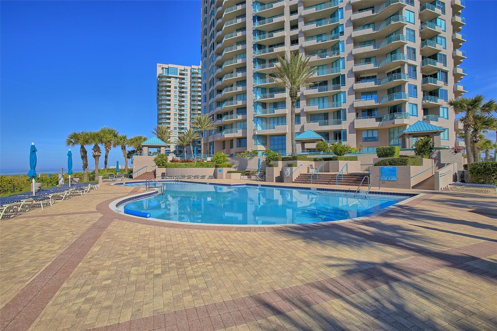 ULTIMAR THREE CONDO - Residential
