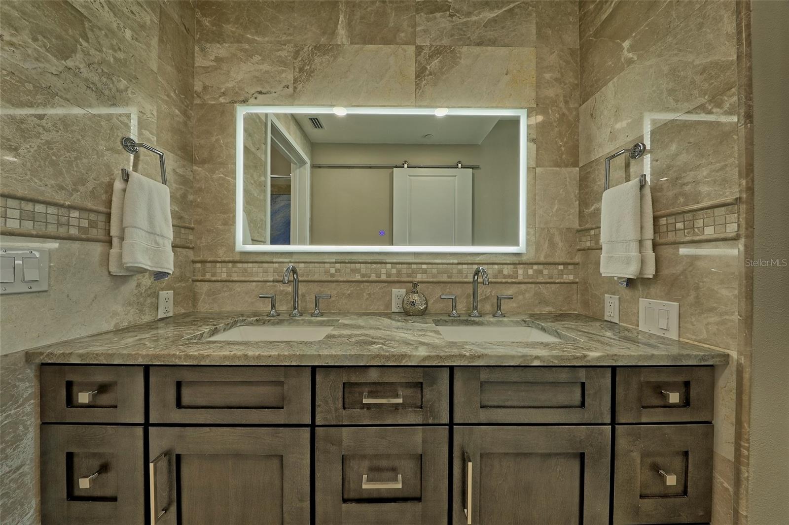 ULTIMAR THREE CONDO - Residential