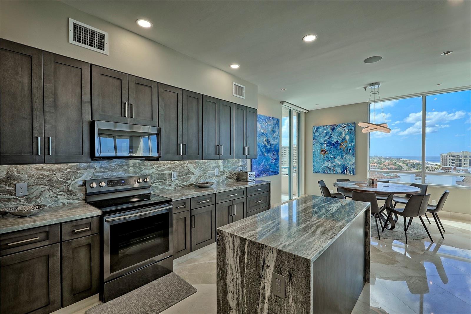 ULTIMAR THREE CONDO - Residential