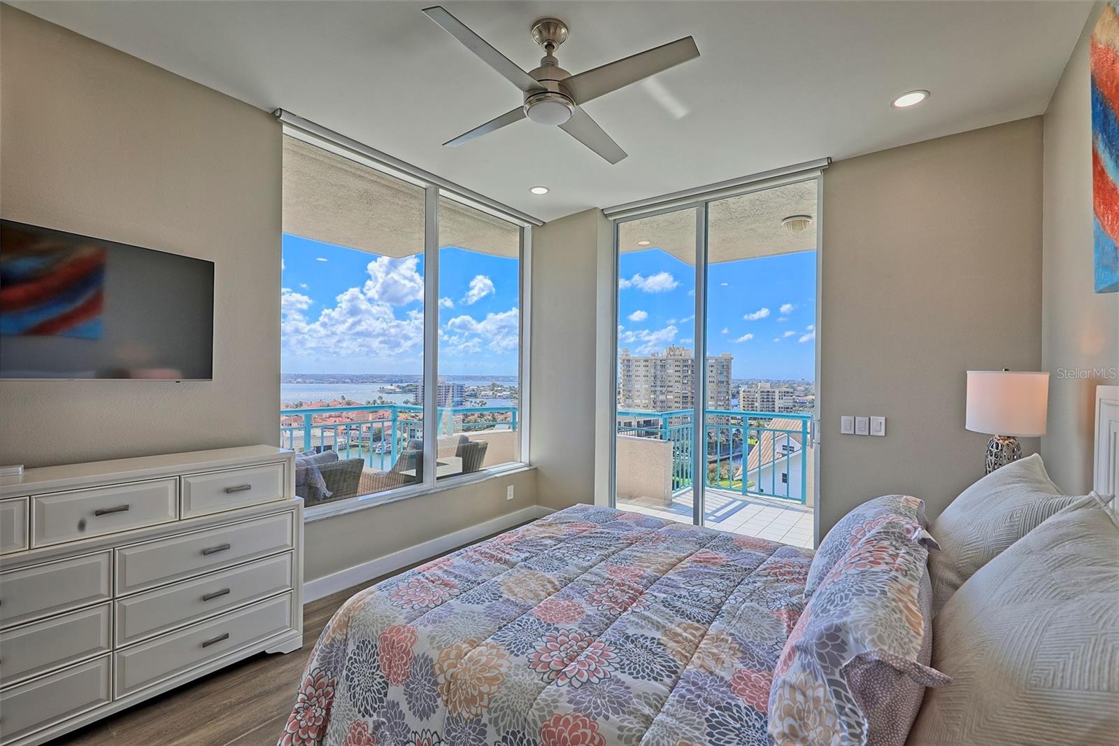 ULTIMAR THREE CONDO - Residential