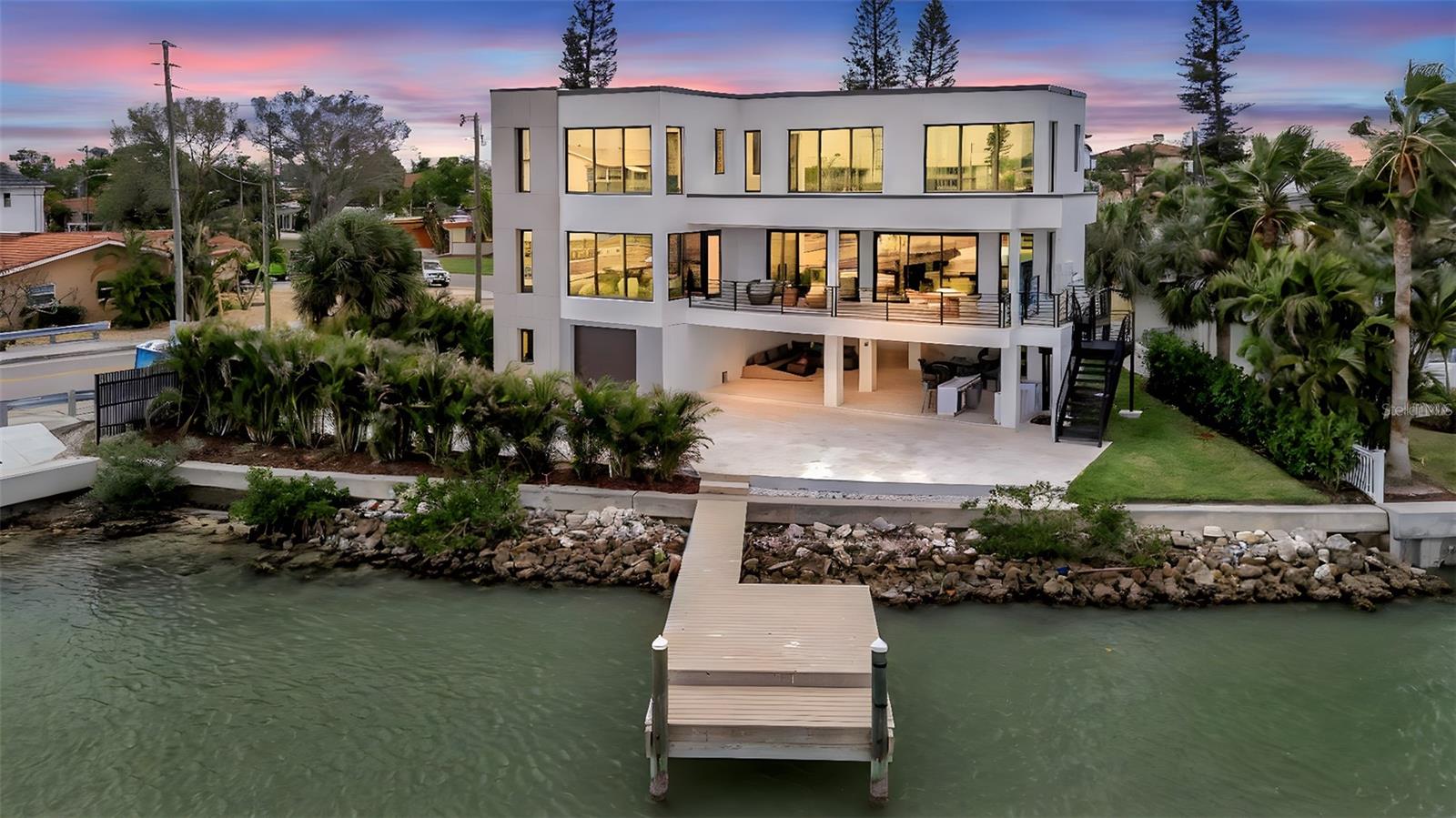 PASADENA ISLE - Residential