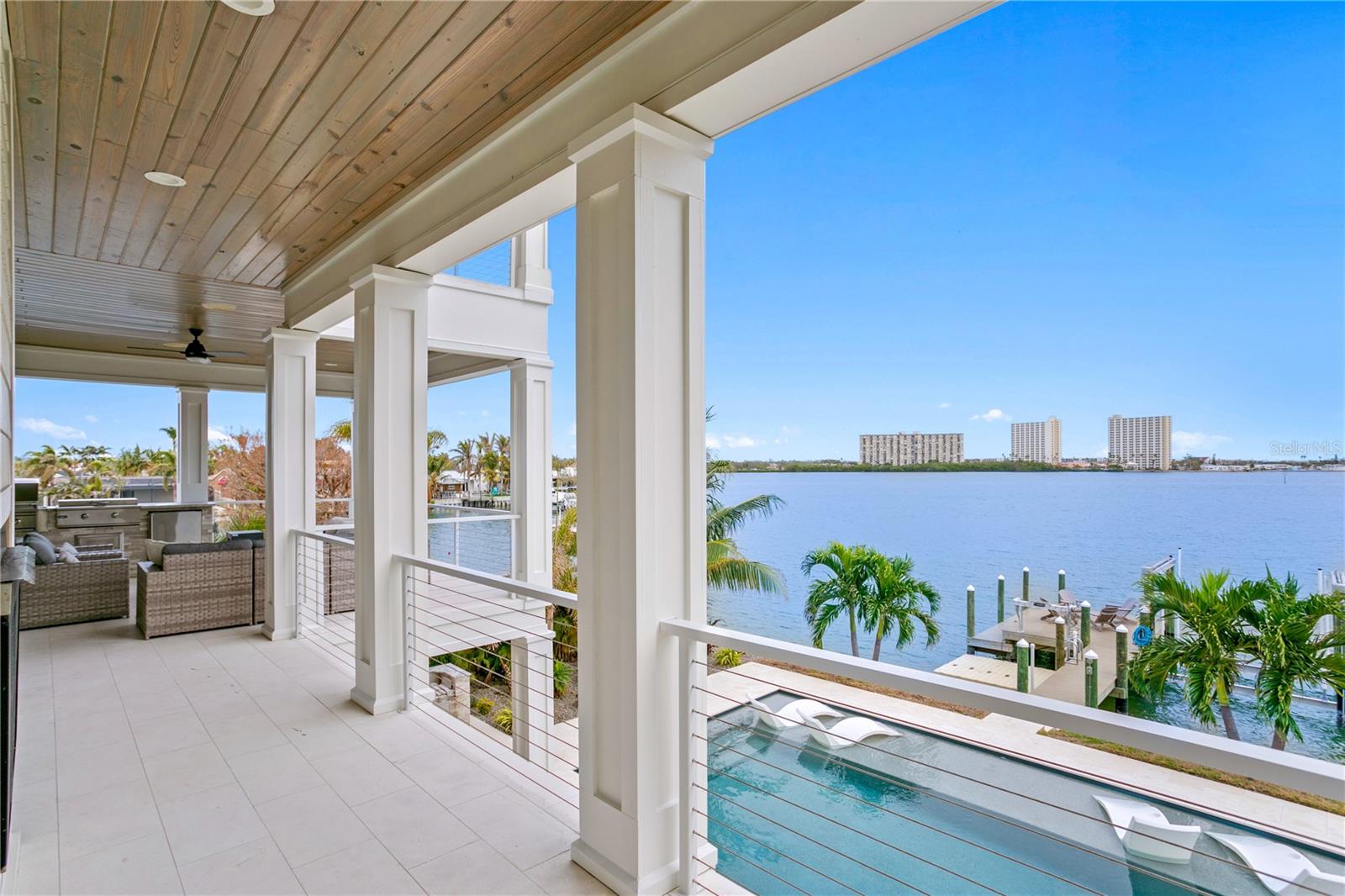 SOUTH CSWY ISLE YACHT CLUB ADD - Residential
