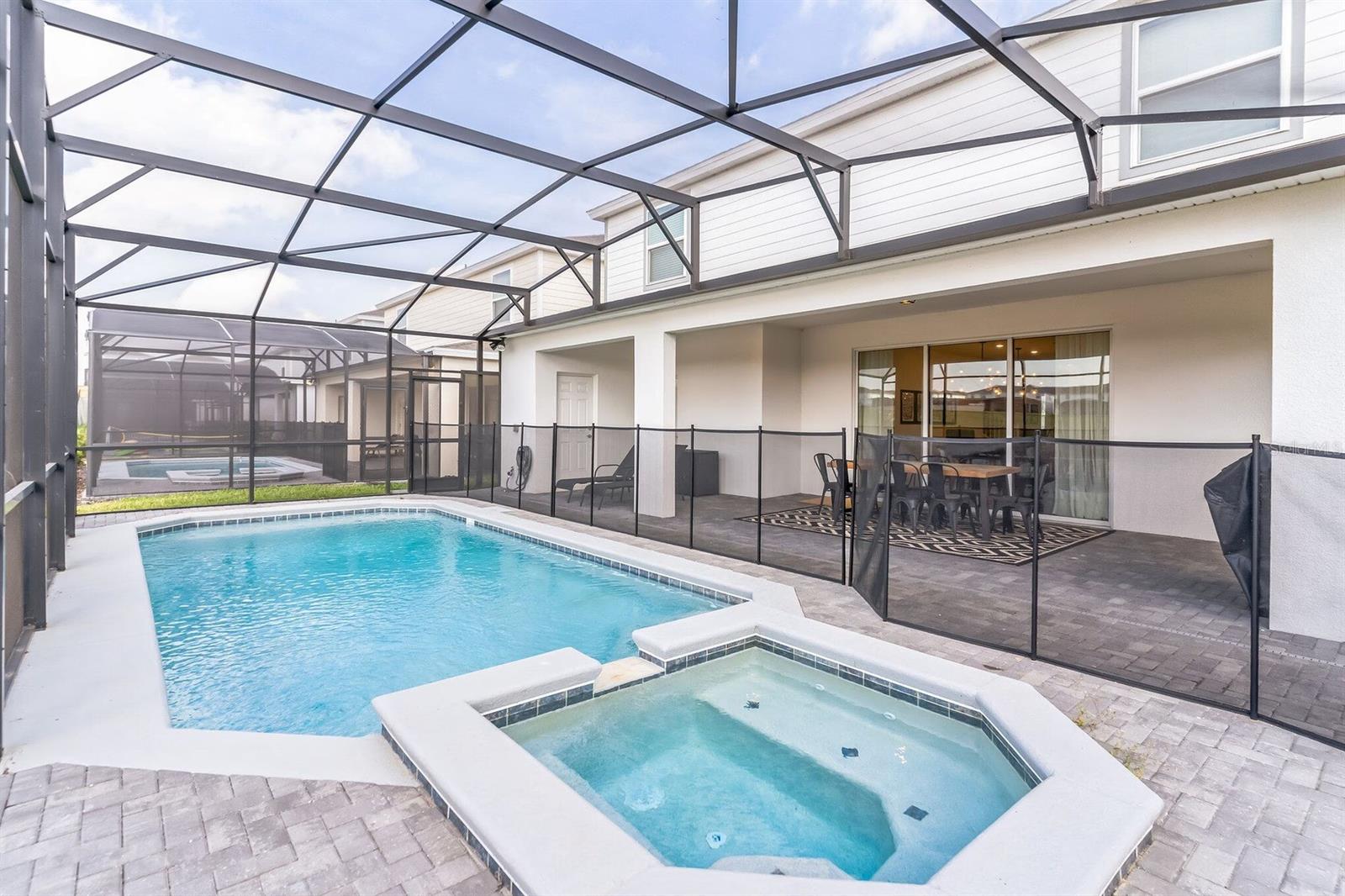 WINDSOR ISLAND RESIDENCE - Residential