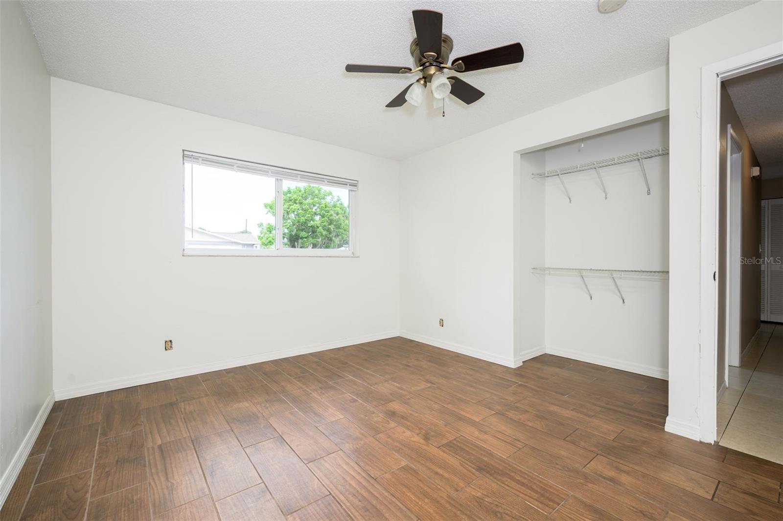 CAMBRIDGE UNIT 01 - Residential