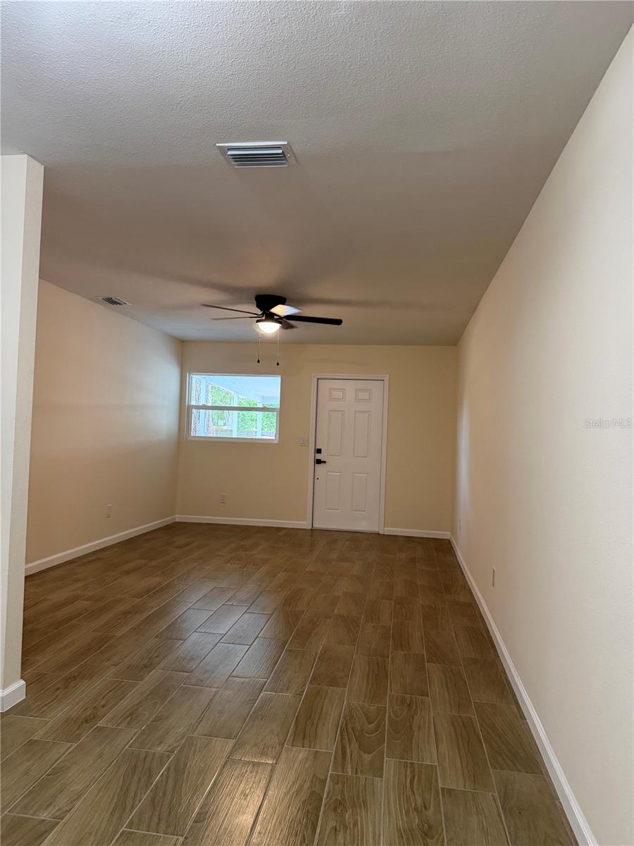 AIRPORT REV - Residential Income