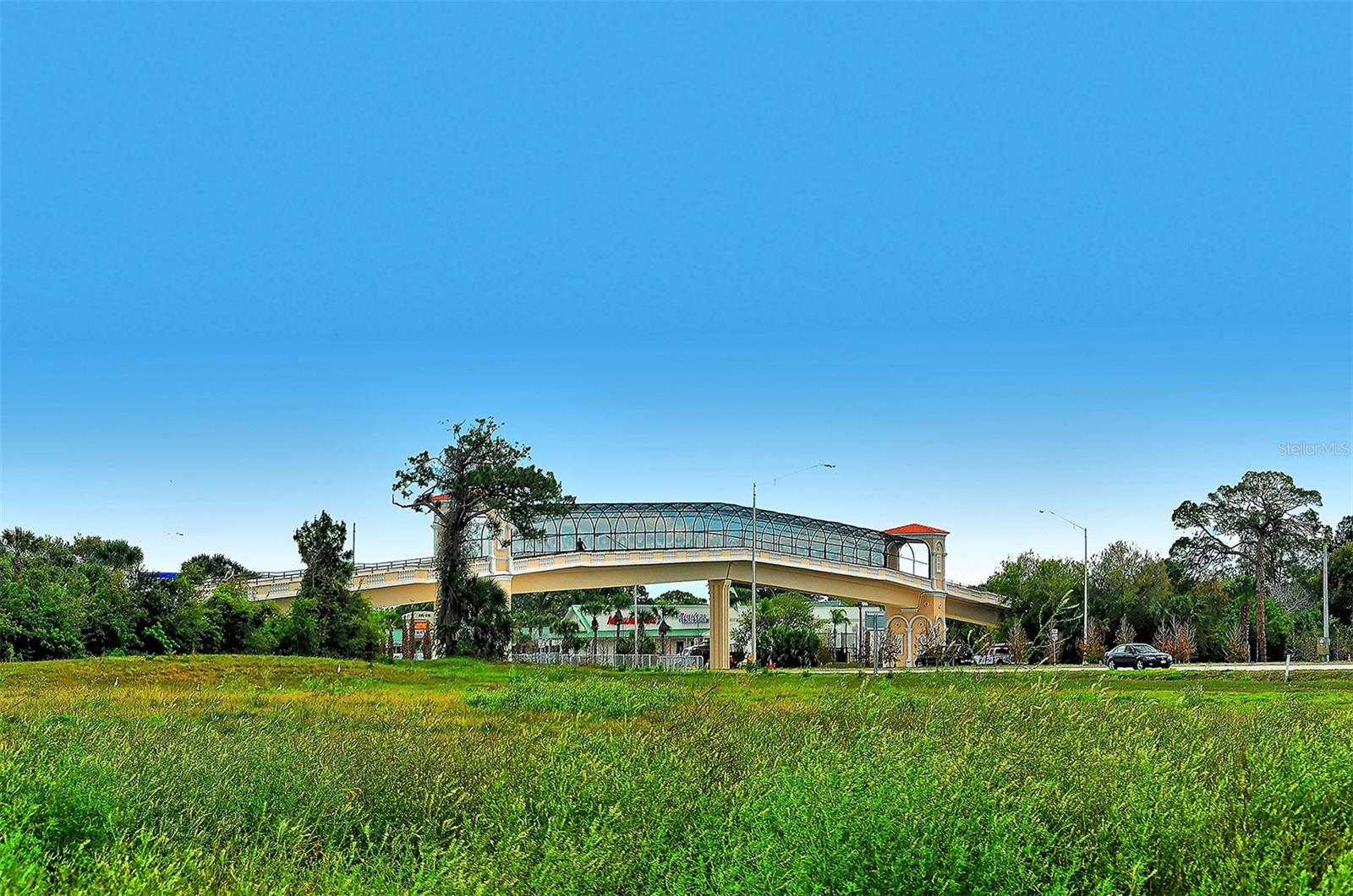 LAKESHORE VILLAGE - Residential