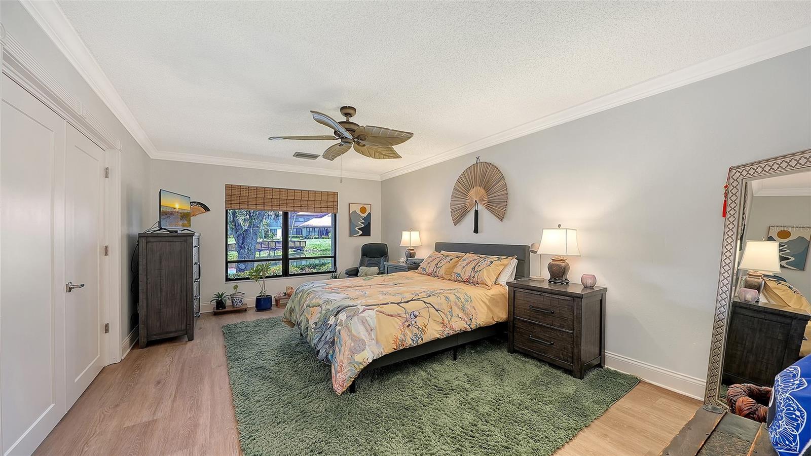 LAKESHORE VILLAGE - Residential