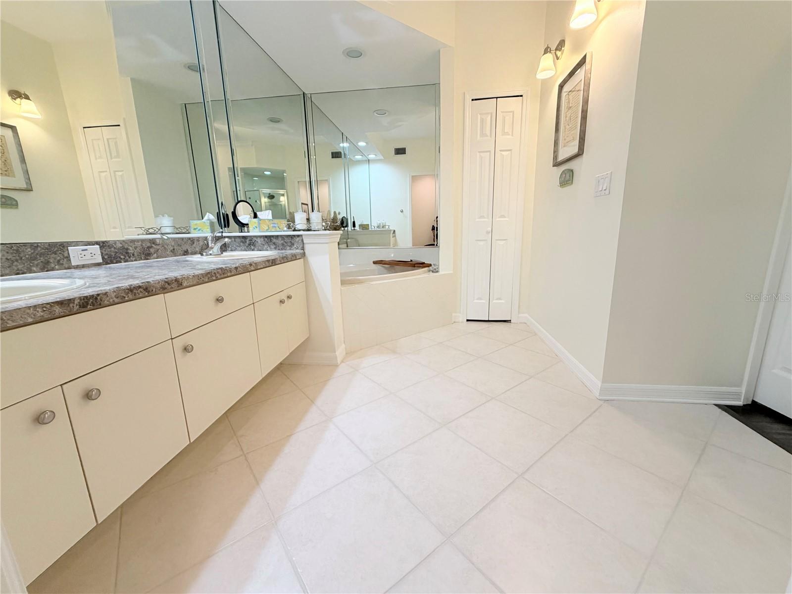 PRESERVE AT LANSBROOK CONDO THE - Residential Lease
