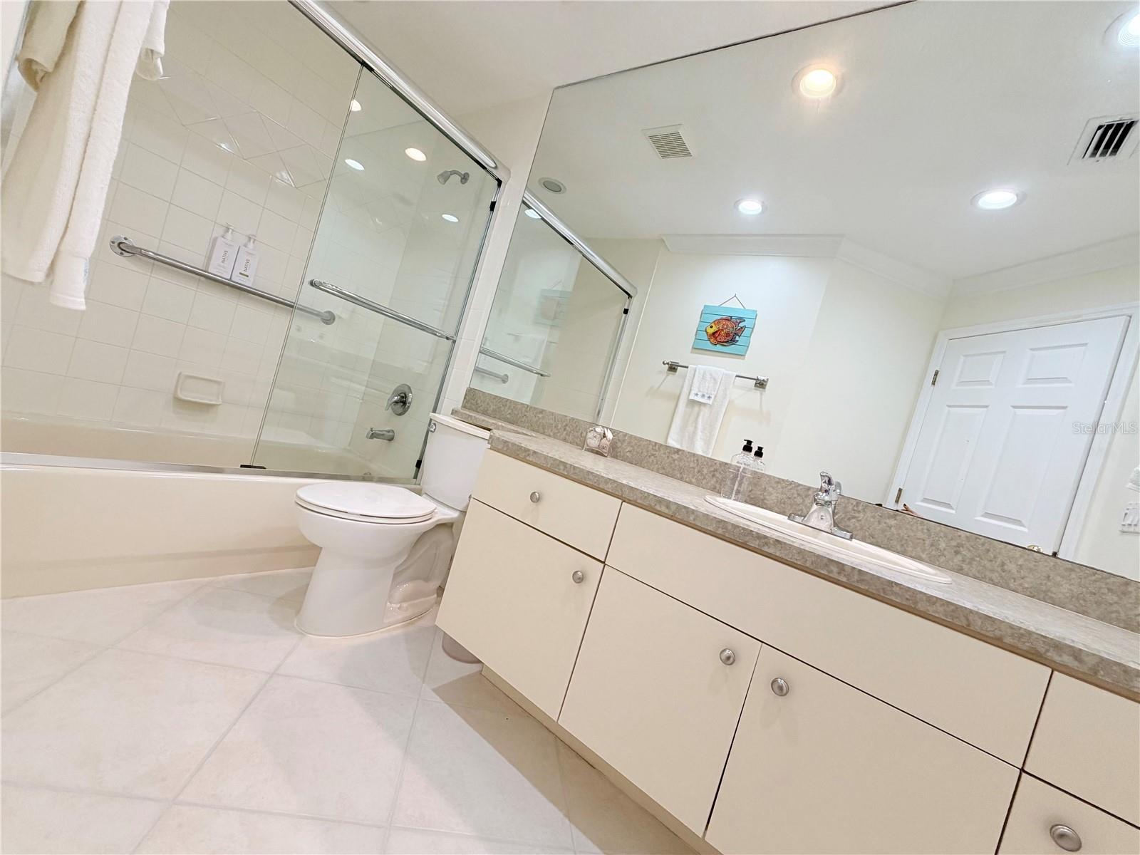 PRESERVE AT LANSBROOK CONDO THE - Residential Lease