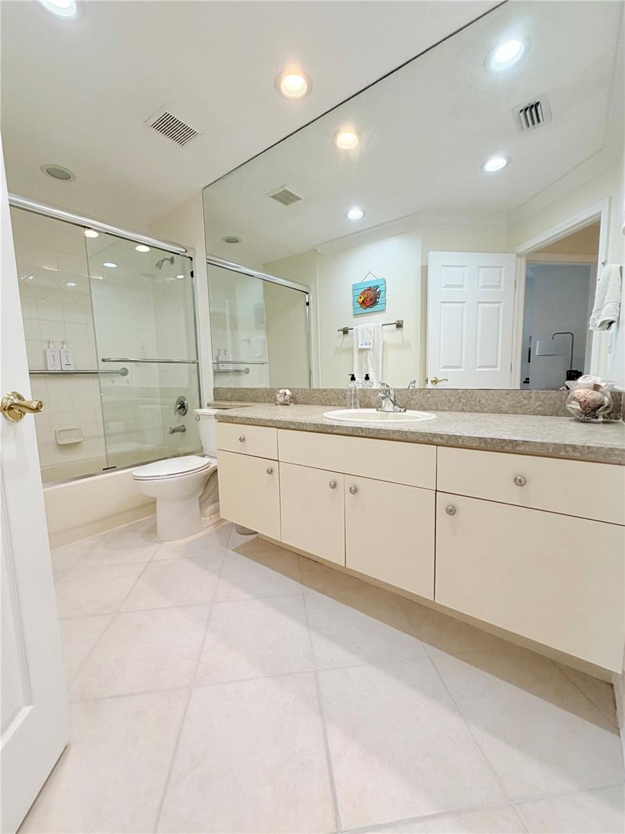 PRESERVE AT LANSBROOK CONDO THE - Residential Lease