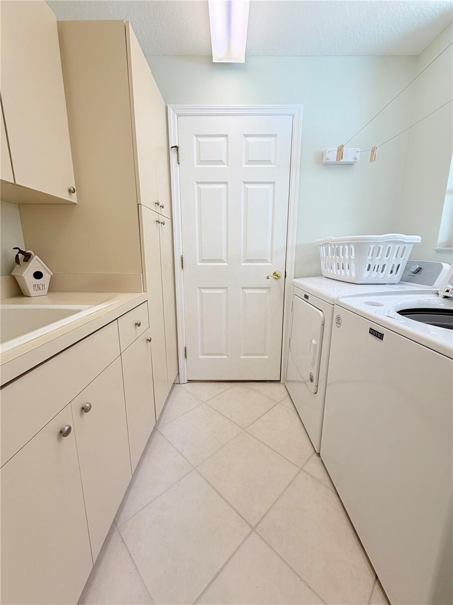 PRESERVE AT LANSBROOK CONDO THE - Residential Lease