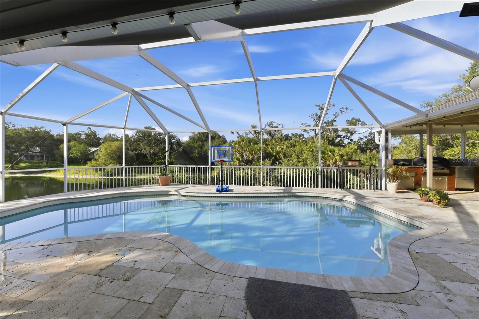 SHERWOOD FOREST - Residential