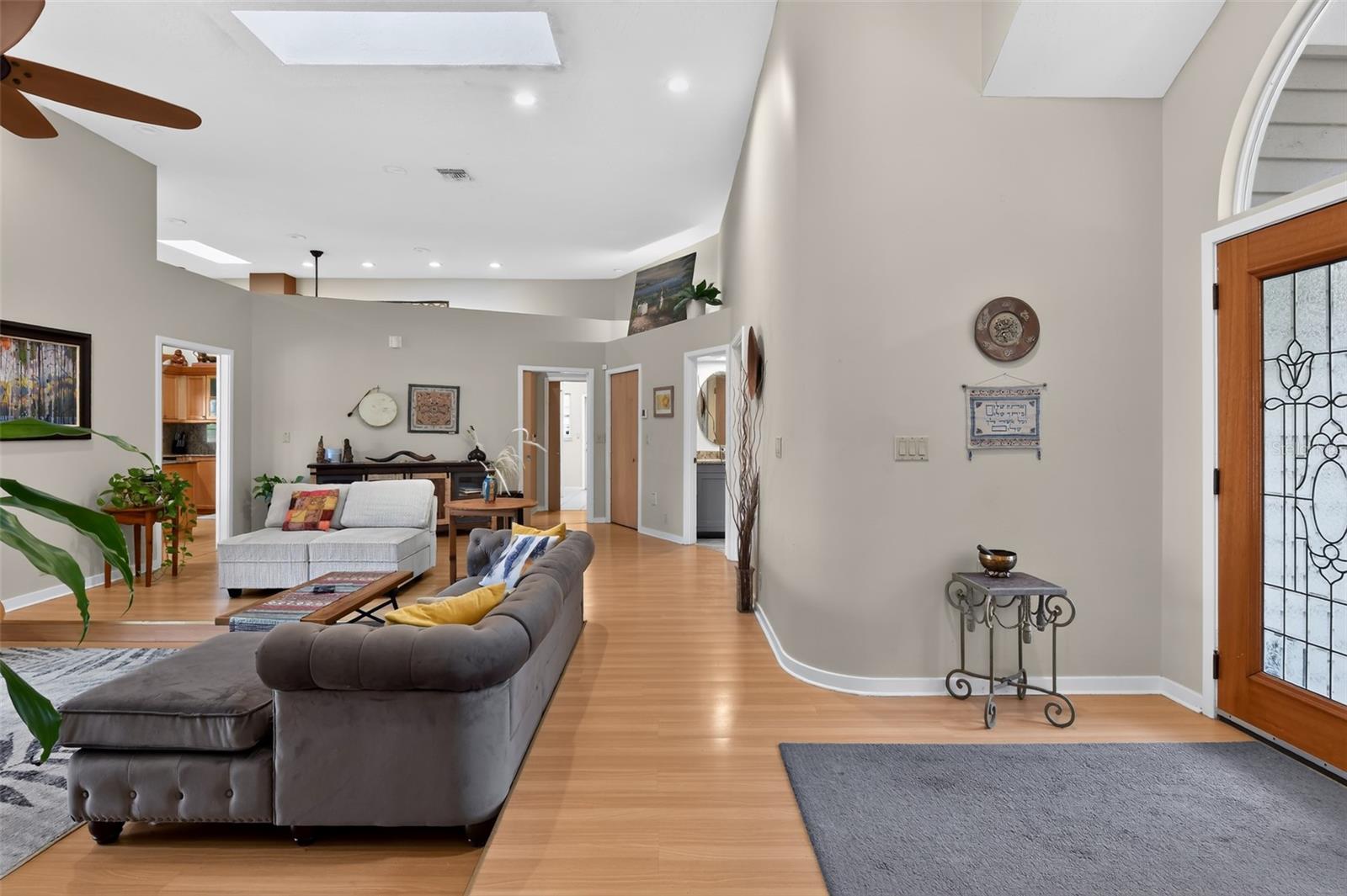SHERWOOD FOREST - Residential