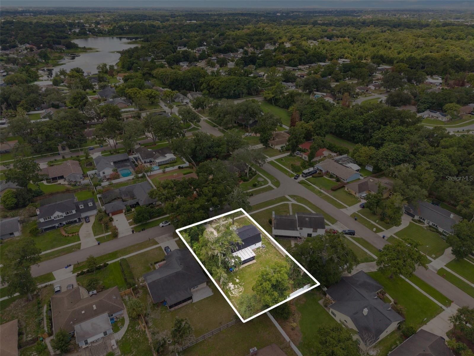 LAKE BOSSE OAKS - Residential