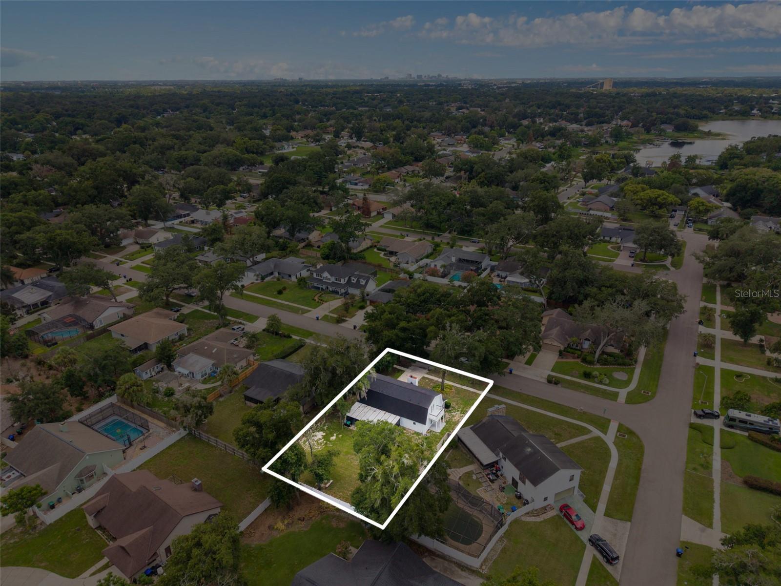 LAKE BOSSE OAKS - Residential