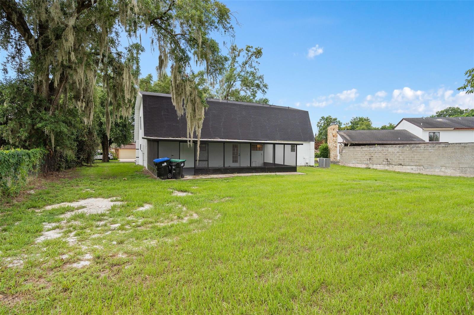 LAKE BOSSE OAKS - Residential