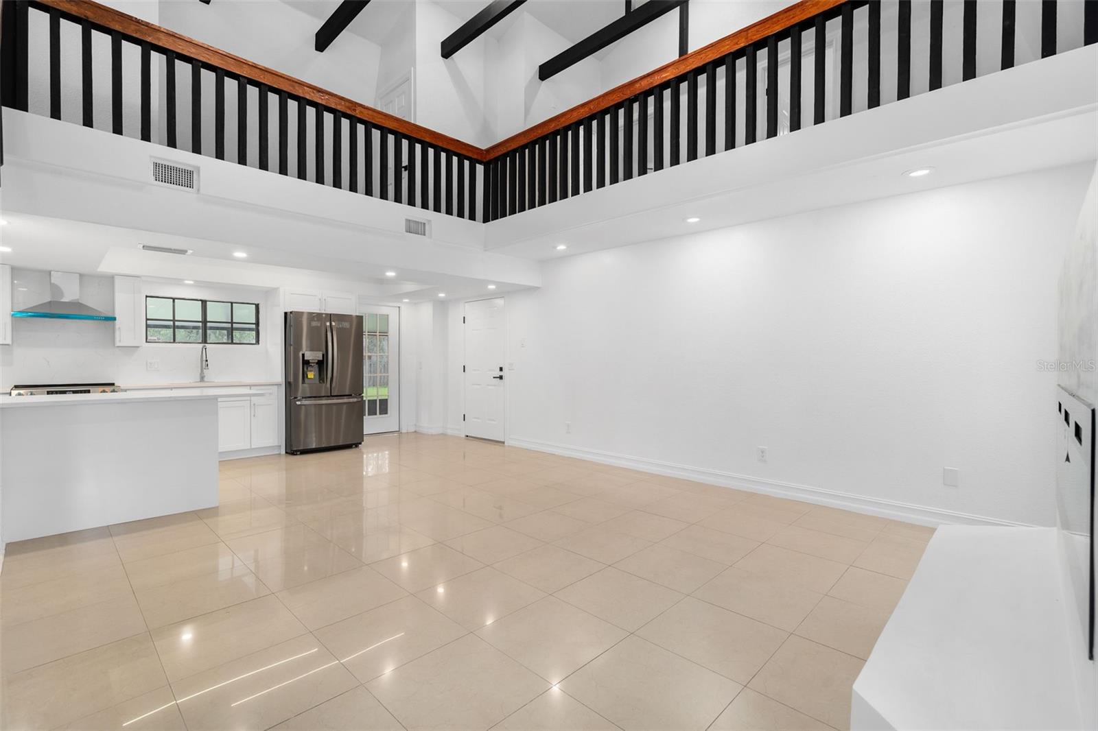LAKE BOSSE OAKS - Residential