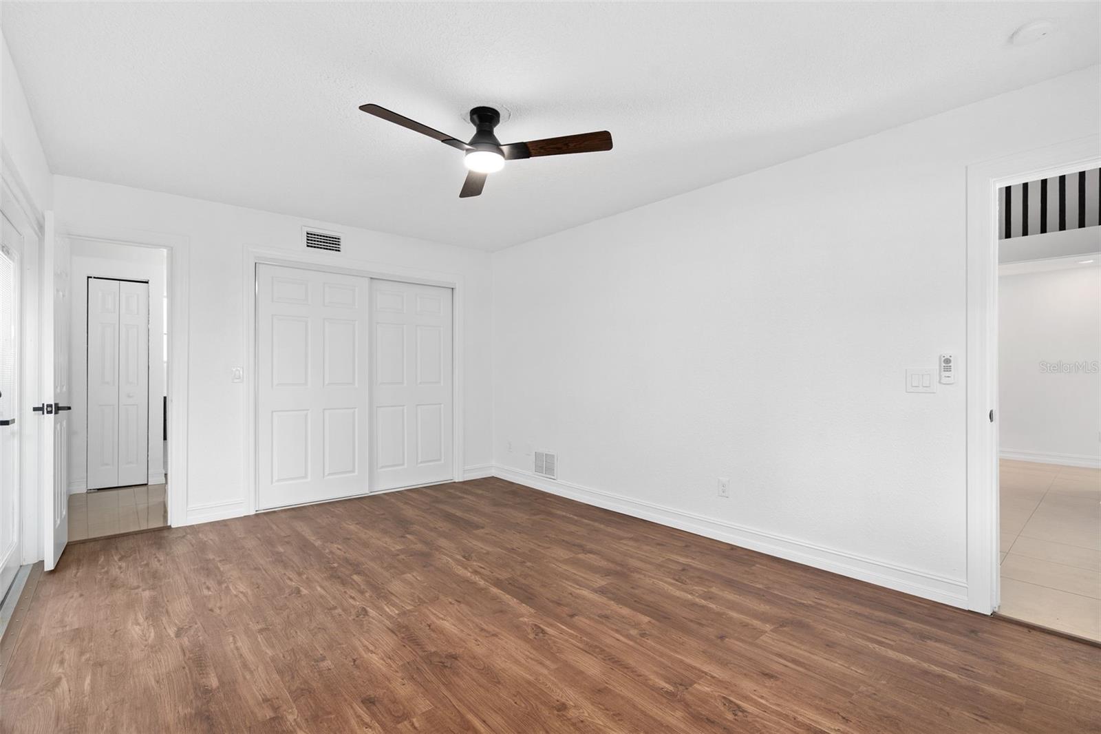 LAKE BOSSE OAKS - Residential