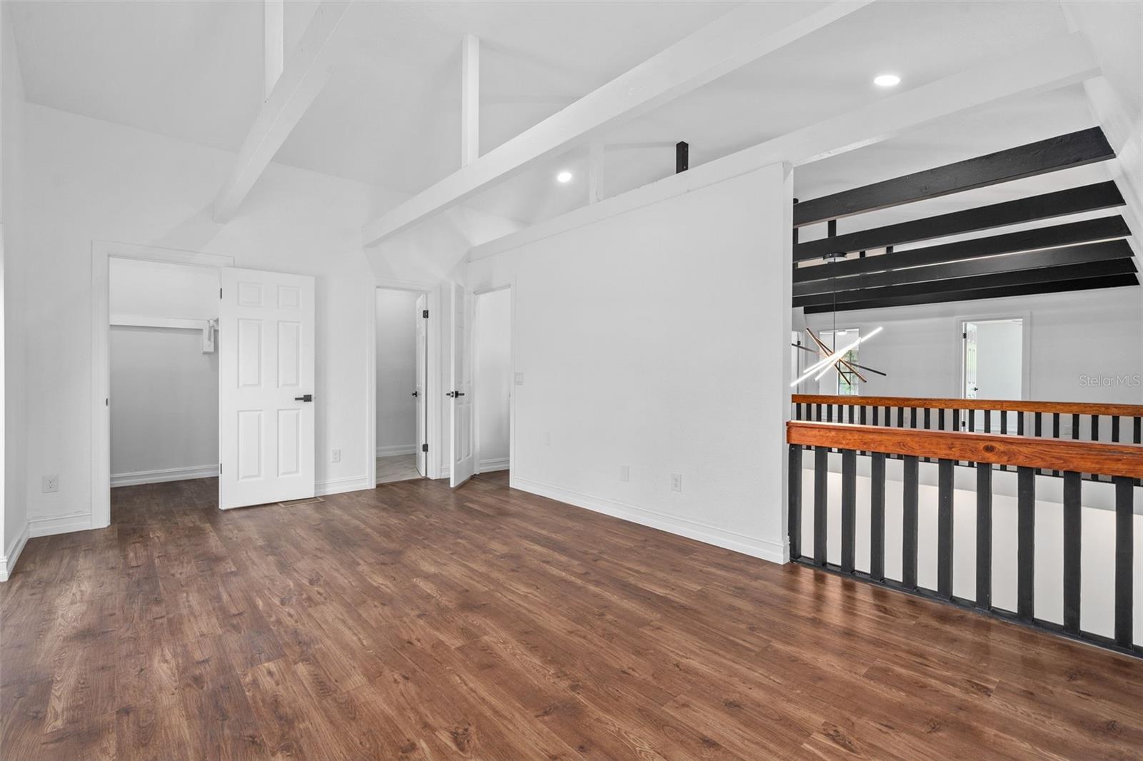 LAKE BOSSE OAKS - Residential