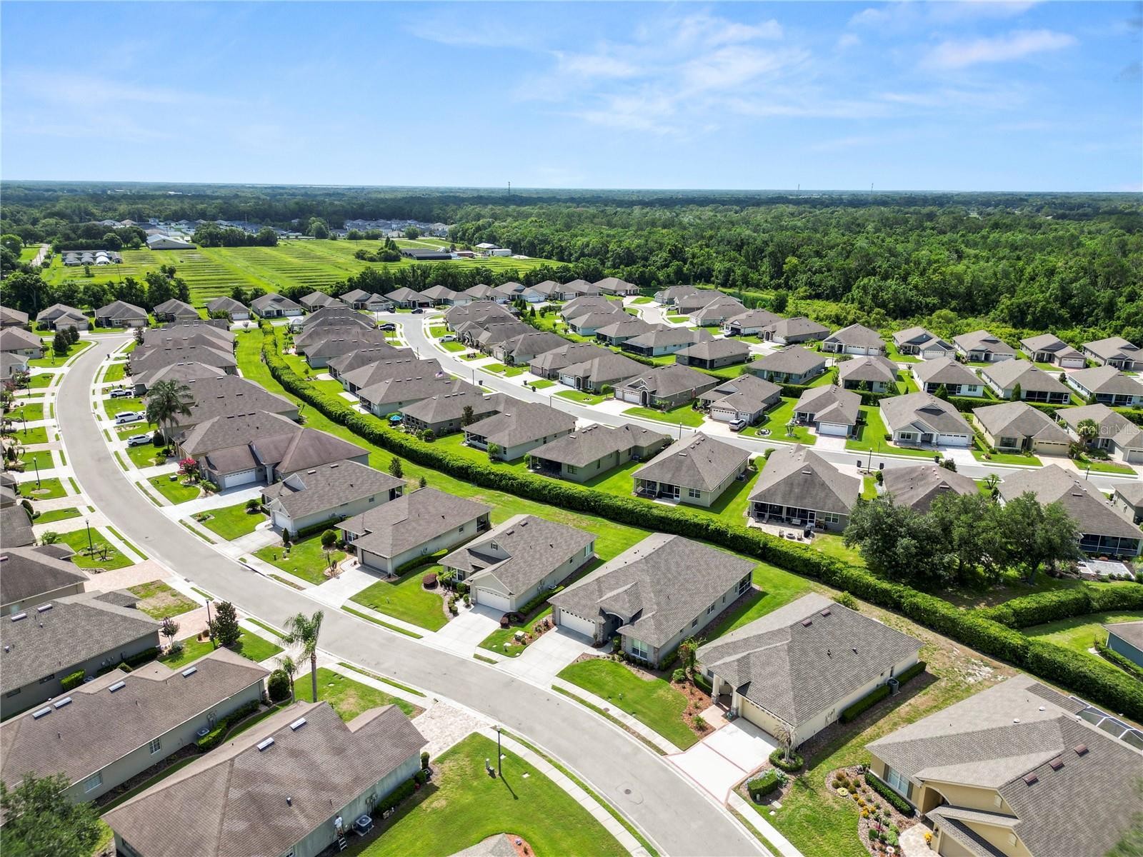 LAKE JAMES PH 01 - Residential