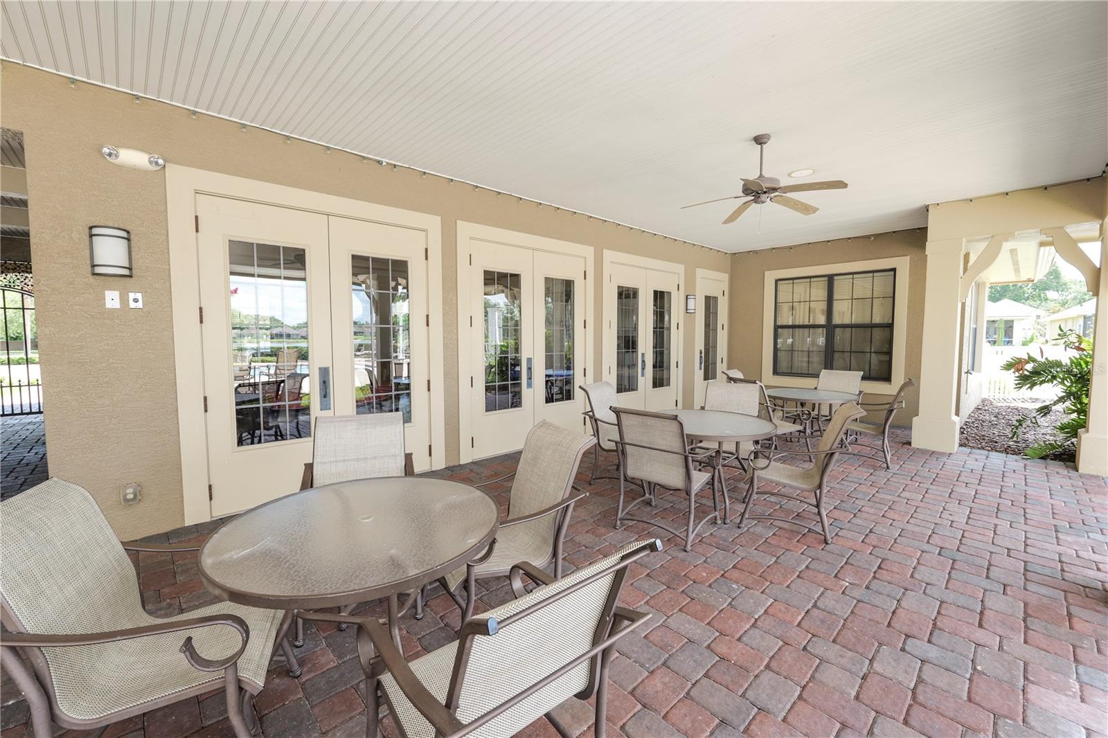 LAKE JAMES PH 01 - Residential