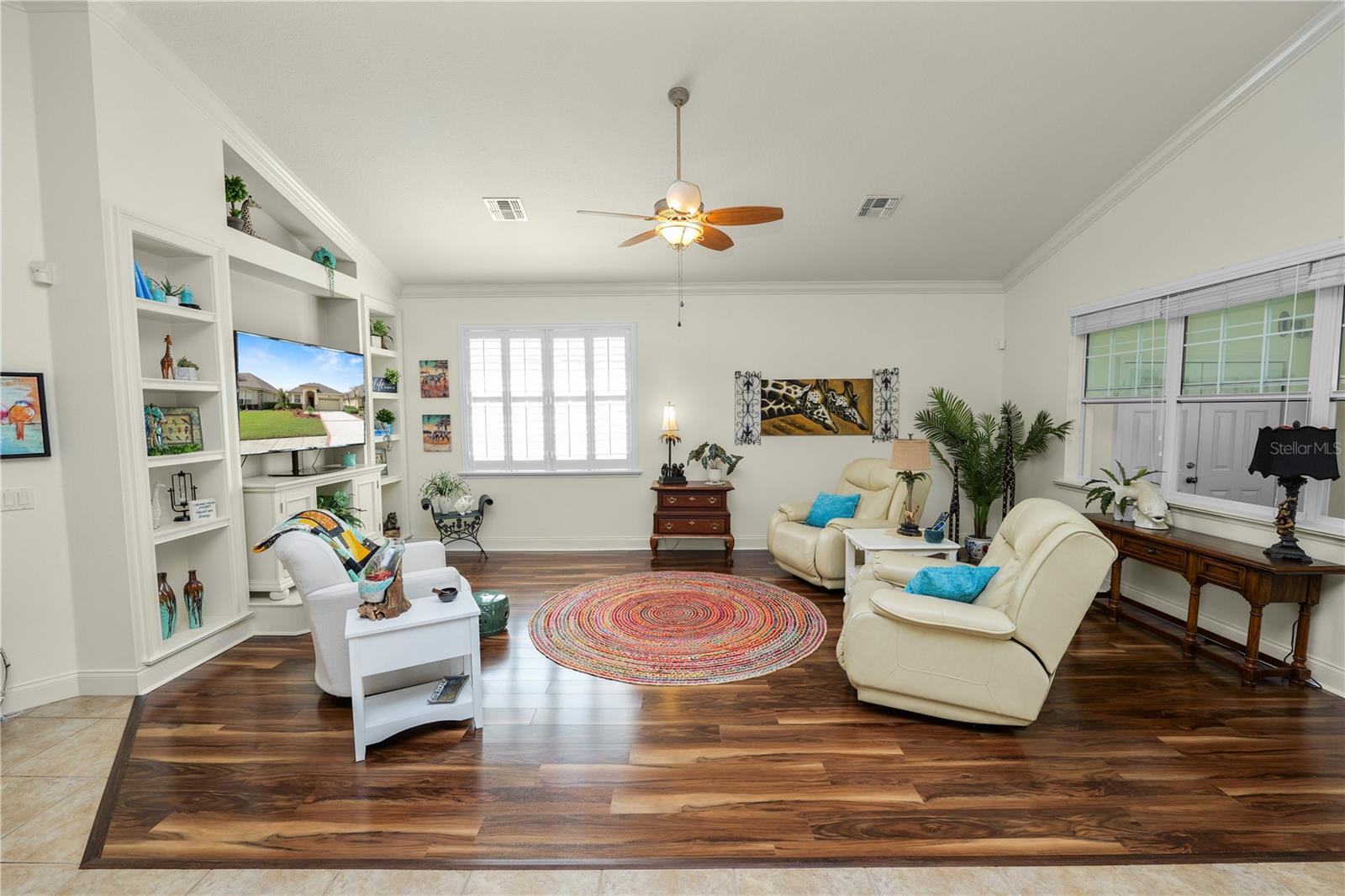 LAKE JAMES PH 01 - Residential
