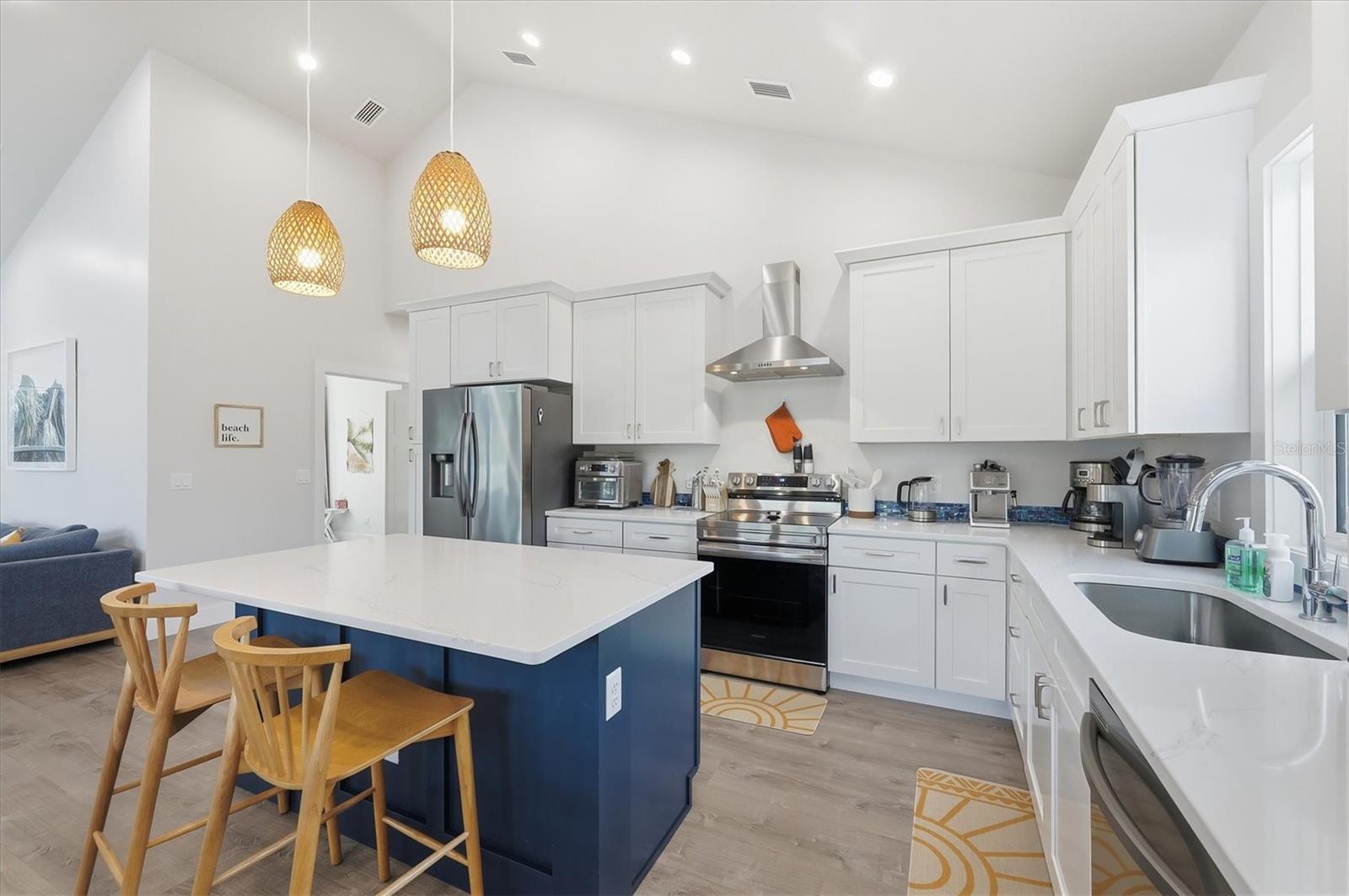 PALM ISLAND ESTATES - Residential