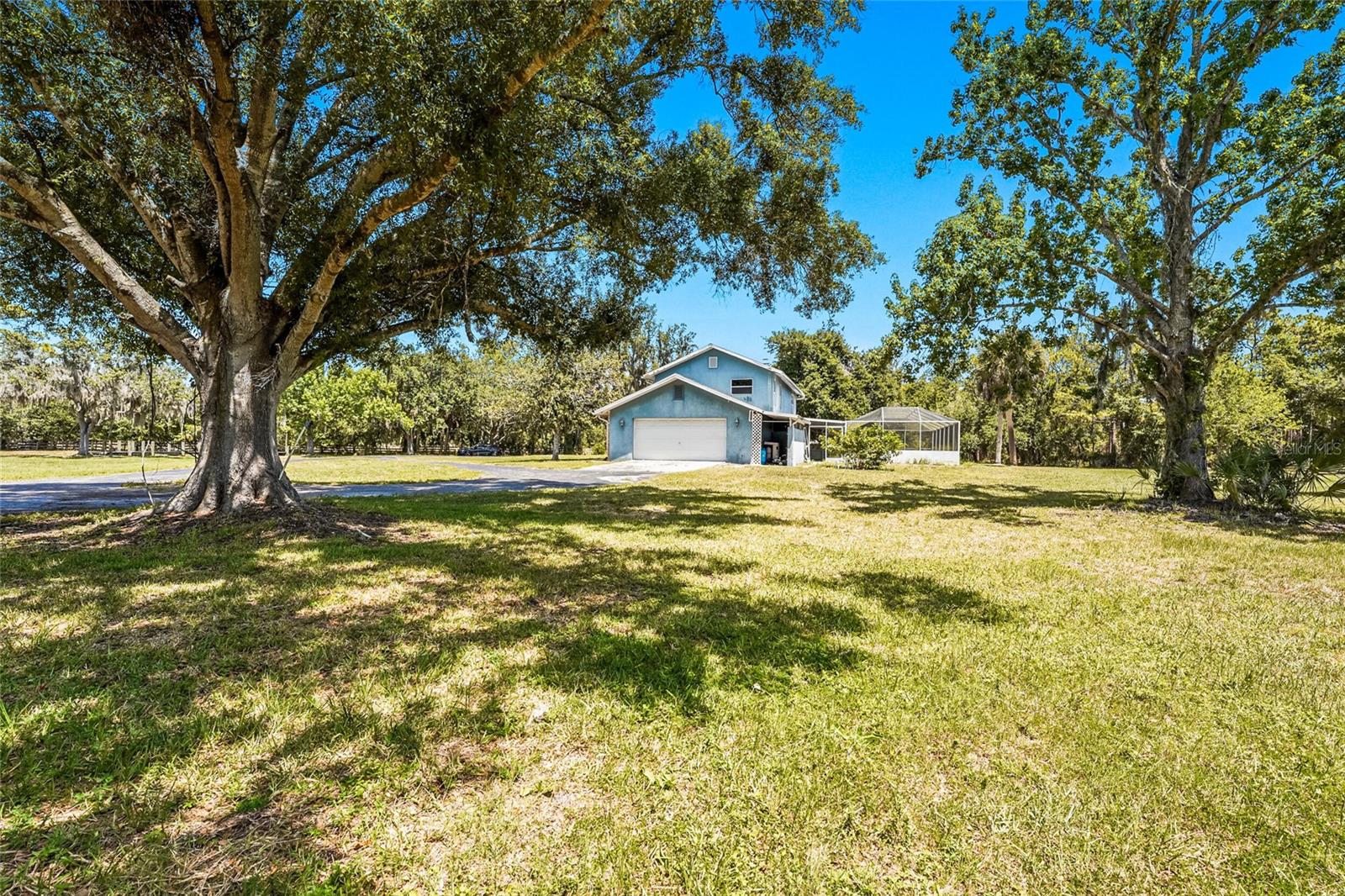 SARASOTA PLANTATIONS - Residential