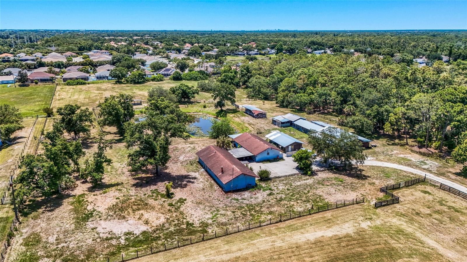 SARASOTA PLANTATIONS - Residential