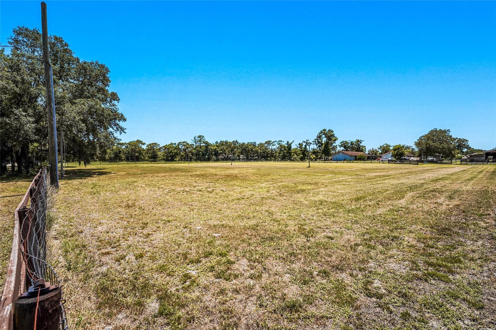 SARASOTA PLANTATIONS - Residential