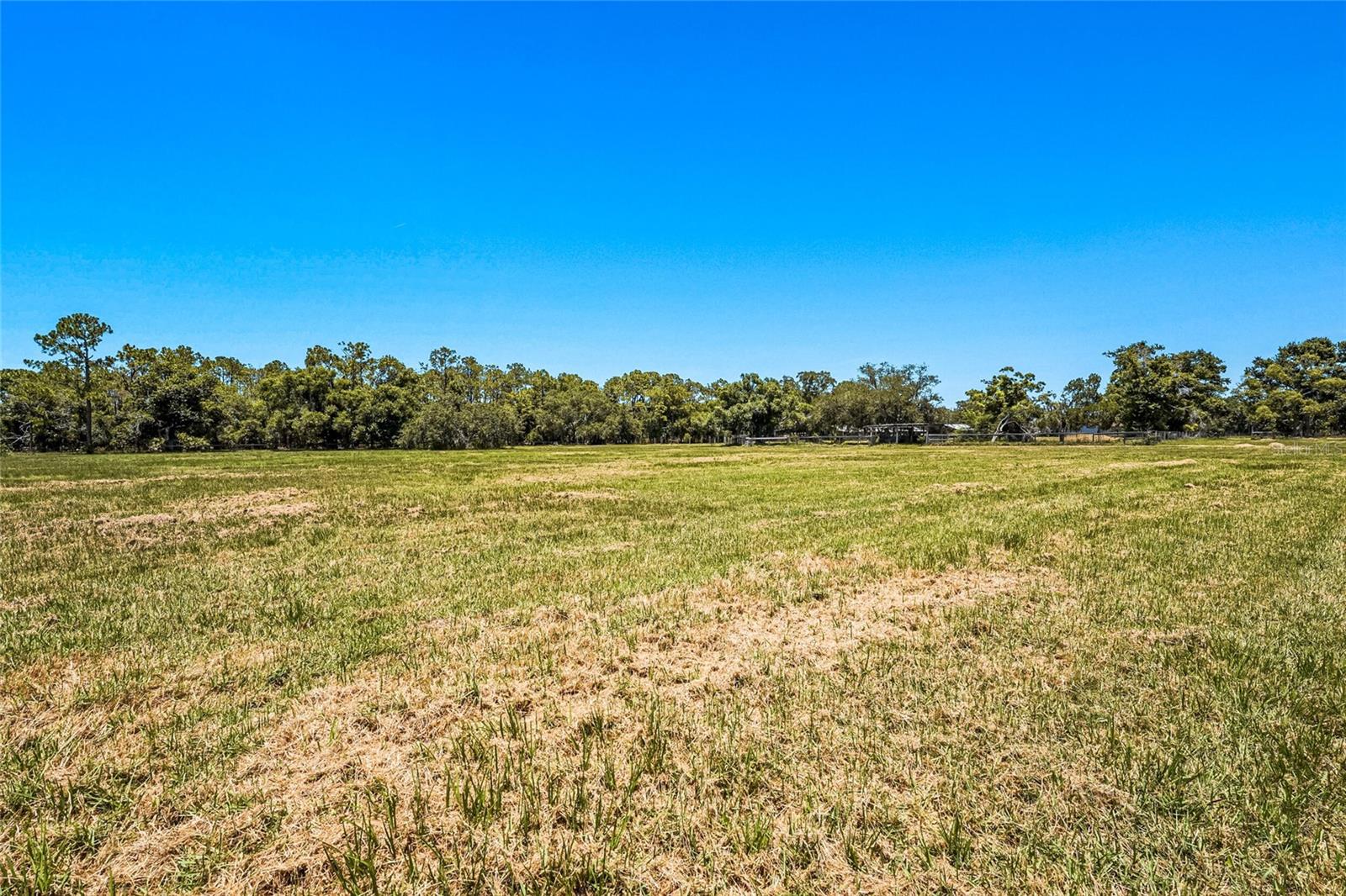SARASOTA PLANTATIONS - Residential