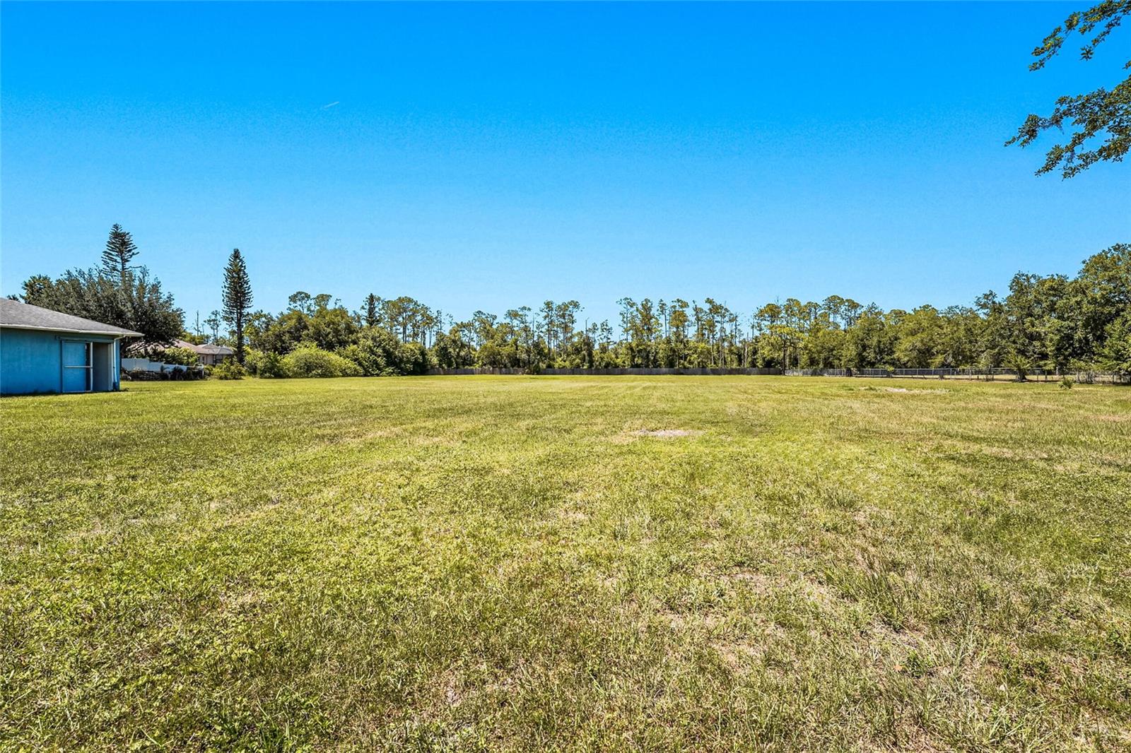 SARASOTA PLANTATIONS - Residential