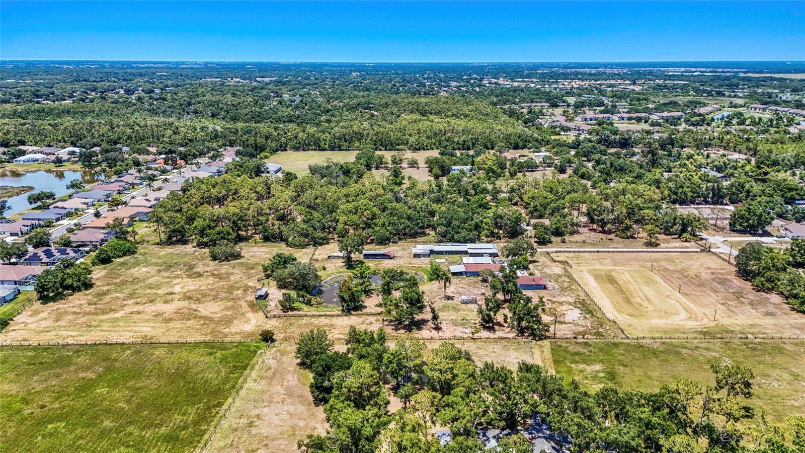 SARASOTA PLANTATIONS - Residential