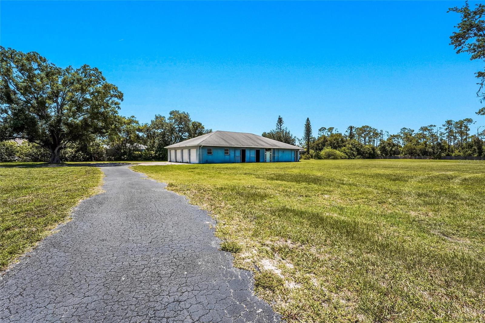 SARASOTA PLANTATIONS - Residential