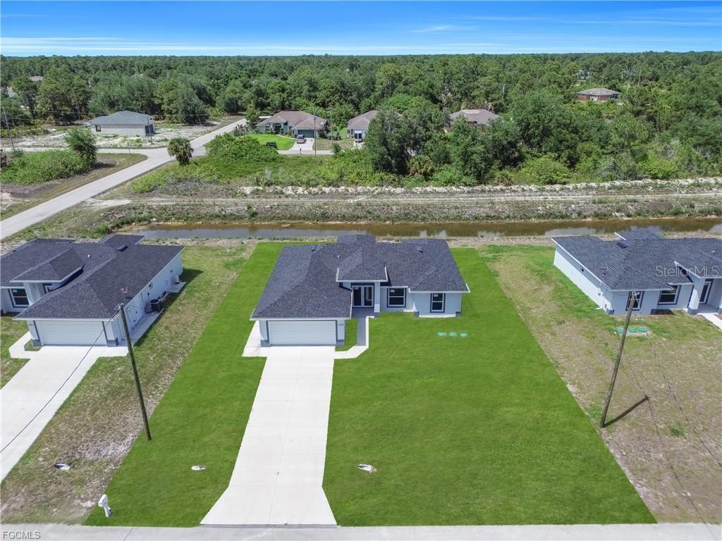 LEHIGH ACRES - Residential