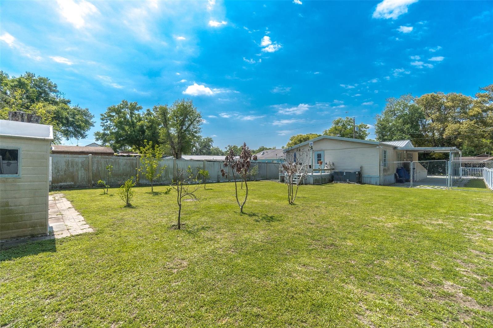 ACREAGE - Residential