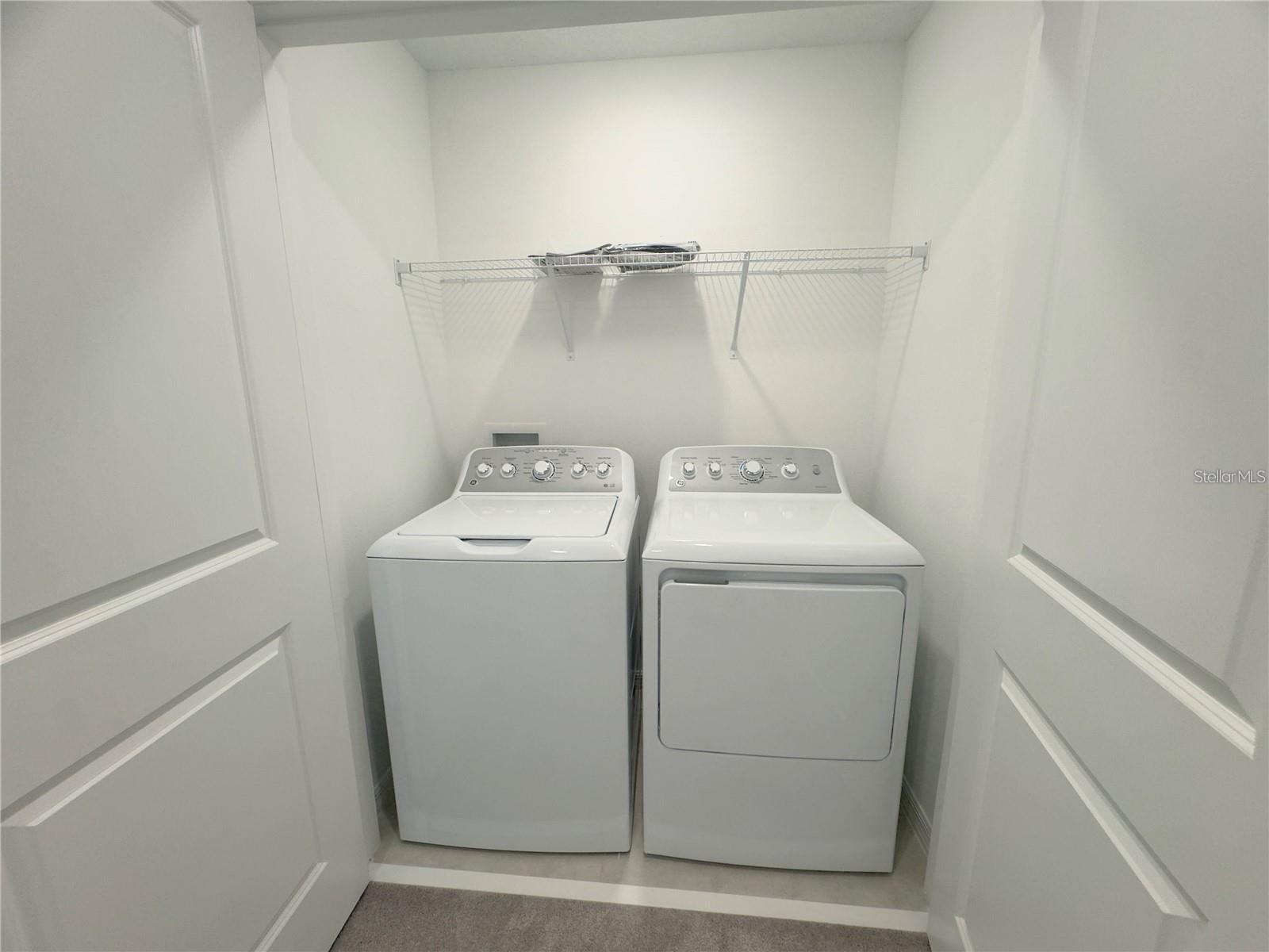 WEST VIEW - Residential Lease